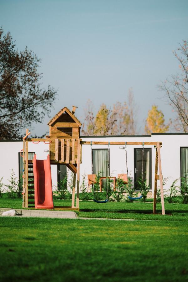 Termal Kre-Spa Sinnicolau de Munte Exterior photo
